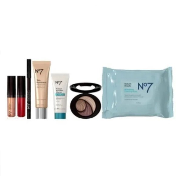 BNWT No 7 Cosmetic Stars The Ultimate Vanity Collection 8 pc Set w/Makeup Bag - Picture 9 of 10